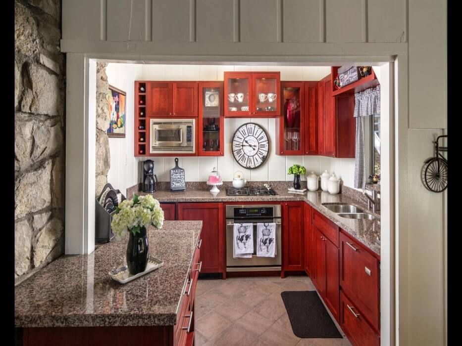 lake-arrowhead-living-at-its-best_gallery7