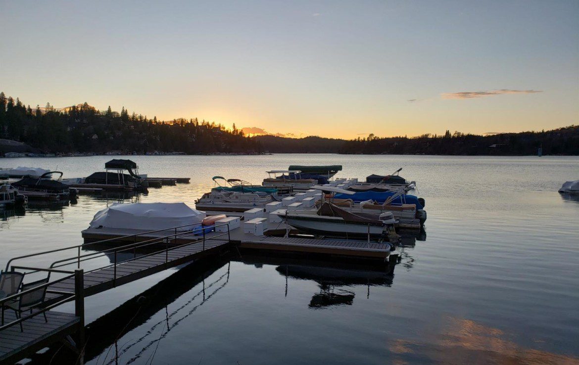 DAM Dock Go Lake Arrowhead