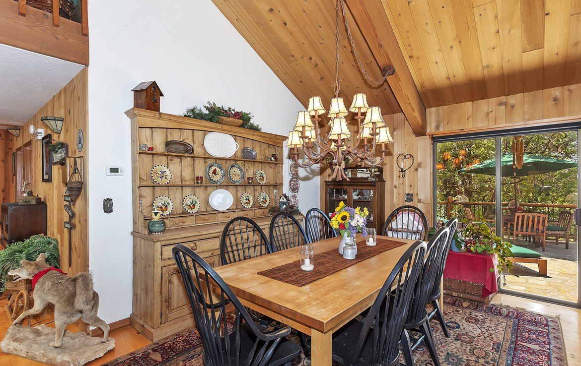 Lakeside Mid Century Lodge Go Lake Arrowhead