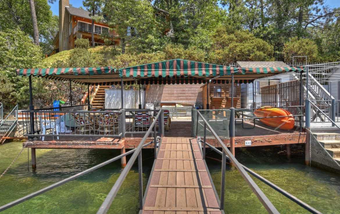 Lakeside Mid Century Lodge Go Lake Arrowhead