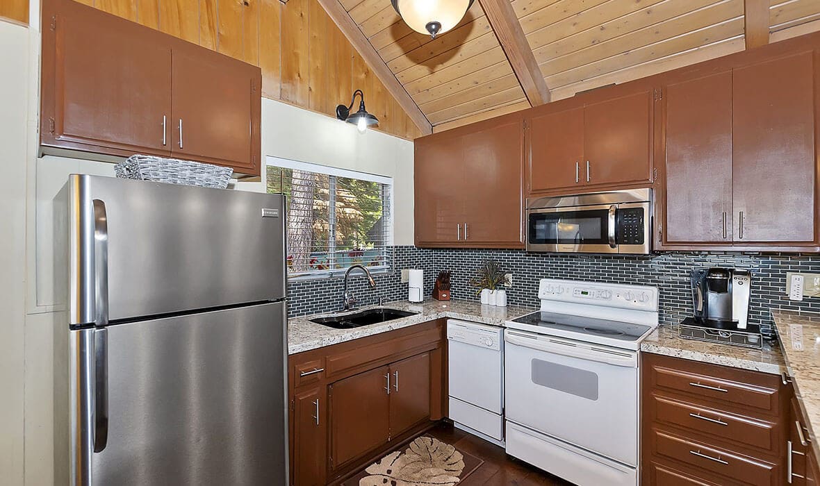 stellar-upper-rowco-running-springs-home15