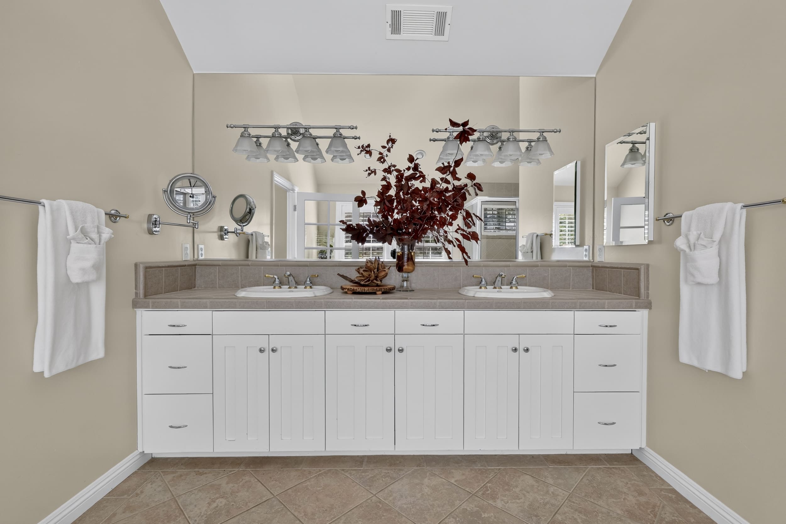 28462 n. bay rd-058
