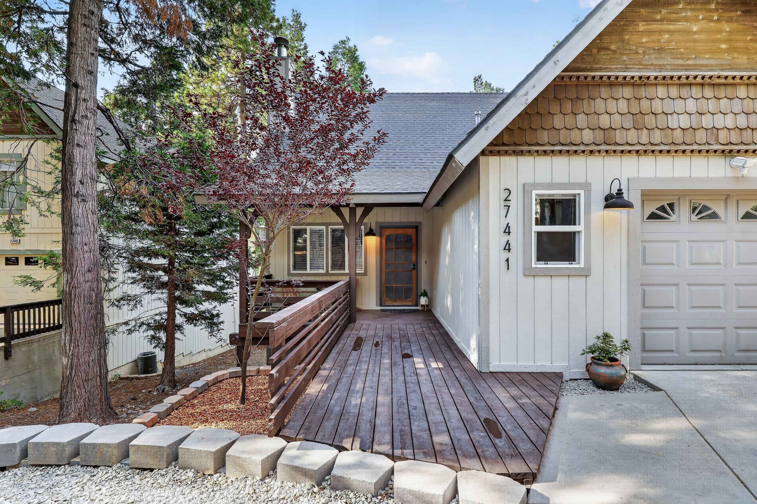 27441 meadow dr -008