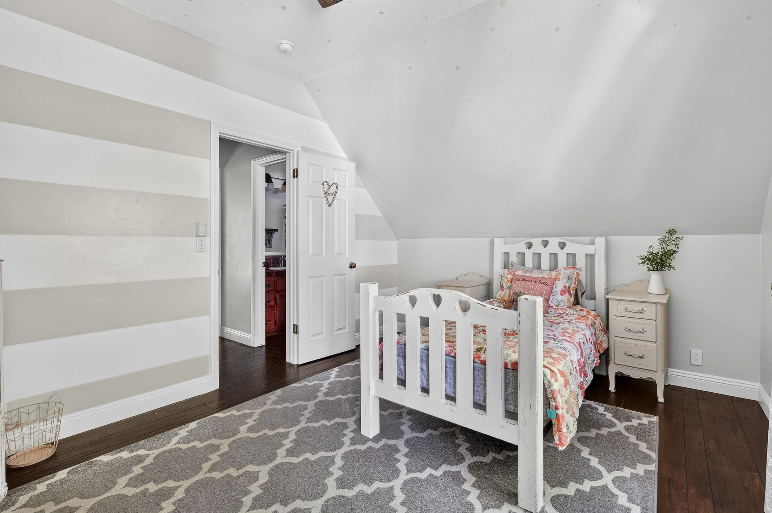 27441 meadow dr -043